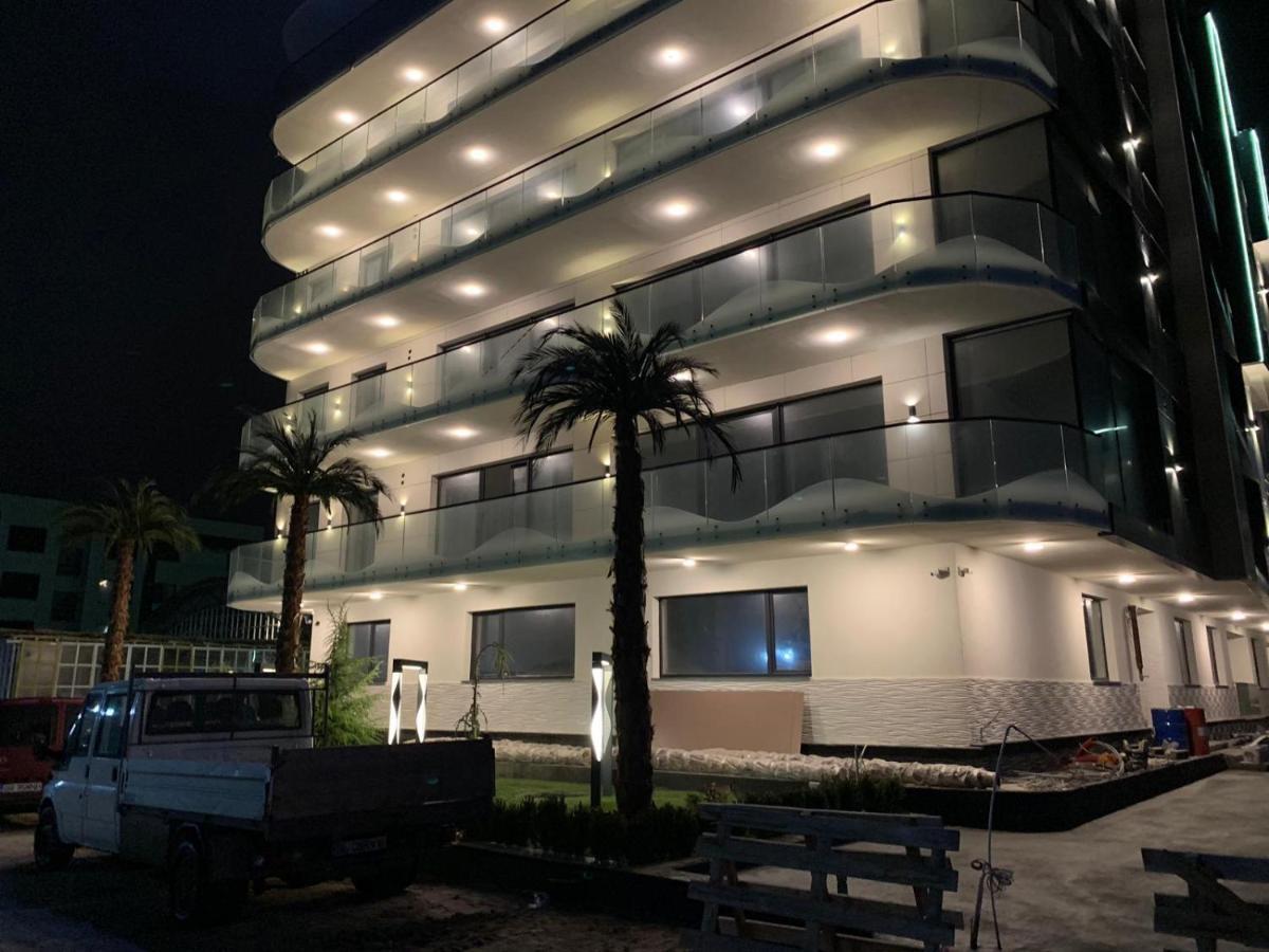 Appartamento Apartament Sara Mamaia Nord Năvodari Esterno foto